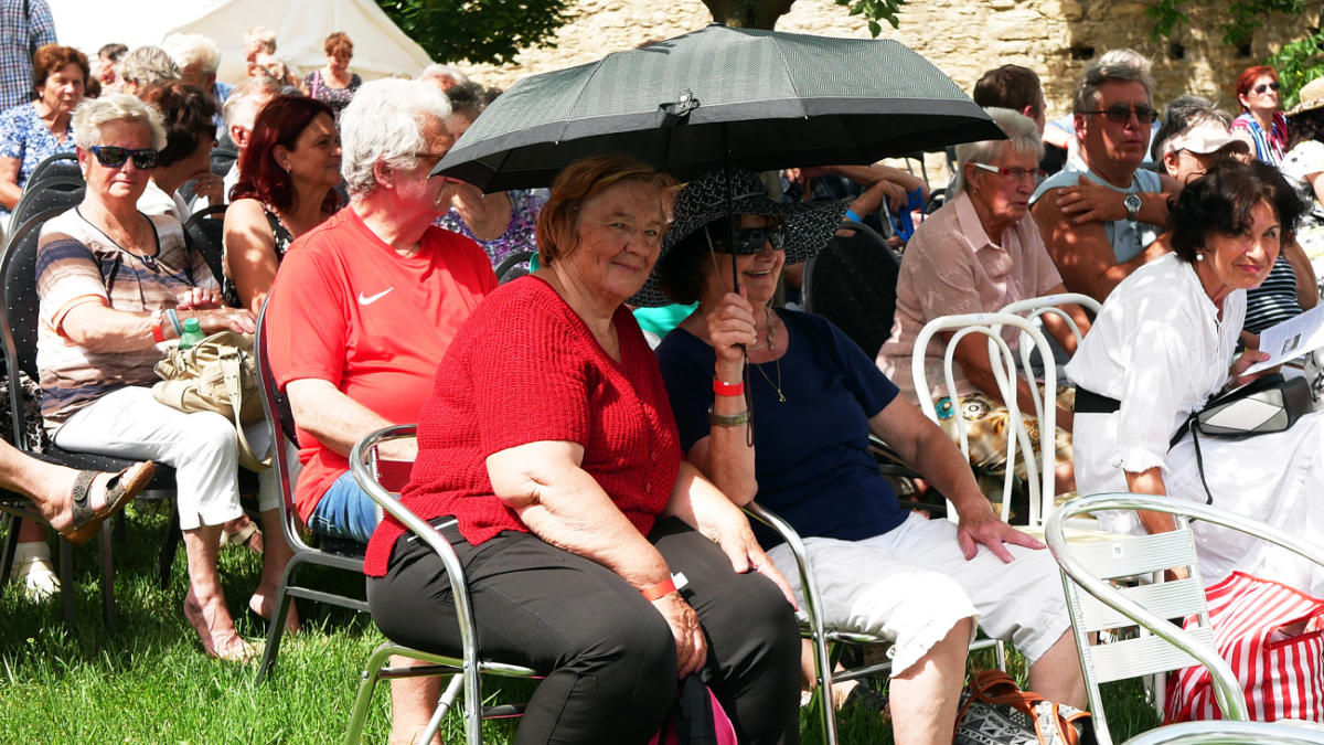 První Senior festival přivítal v Chrudimi na tisícovku účastníků