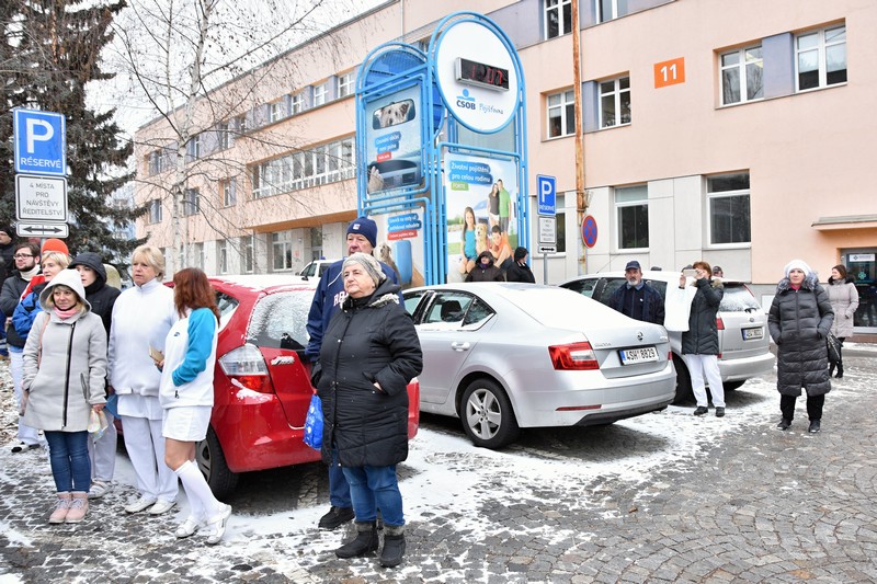 Staré uvolňuje místo novému. V Pardubické nemocnici začala demolice bývalé dětské chirurgie