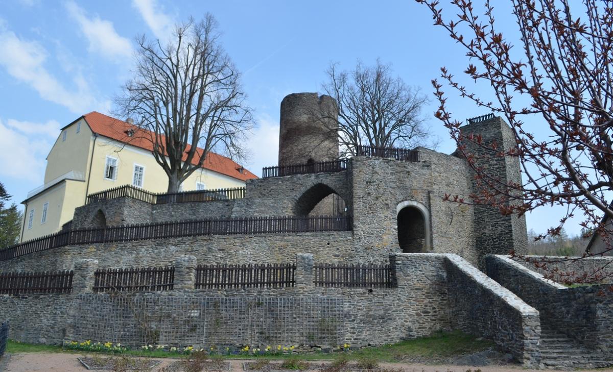 HS je nachystany na jarni slavnosti - kk