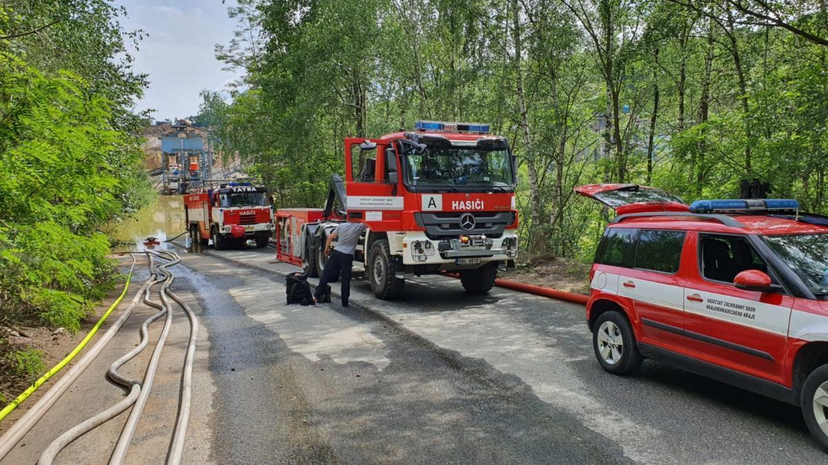 Při povodních v Pardubickém kraji mělo premiéru velkokapacitní čerpadlo SOMATI