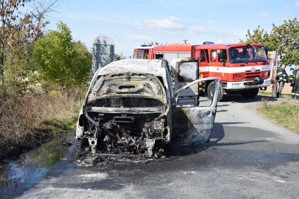 HZS Pozar auta Podhořany 0410201803